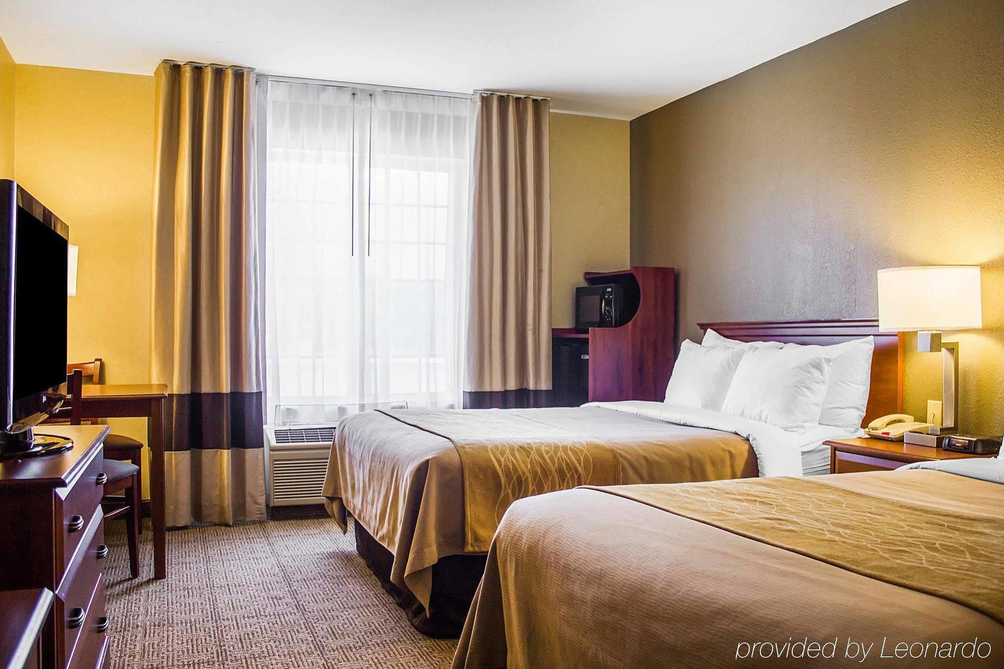 Comfort Inn Guilford Near I-95 المظهر الخارجي الصورة