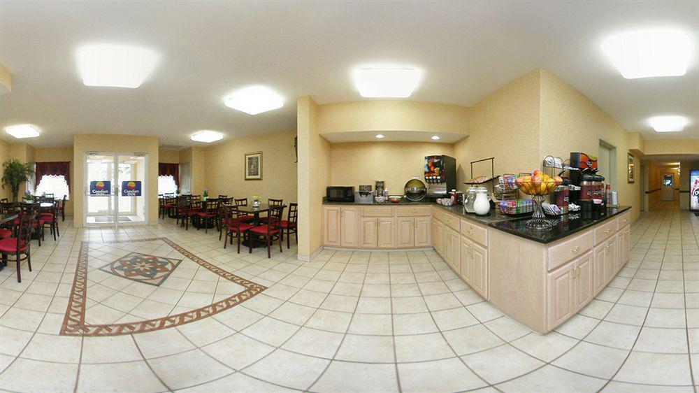 Comfort Inn Guilford Near I-95 المظهر الخارجي الصورة